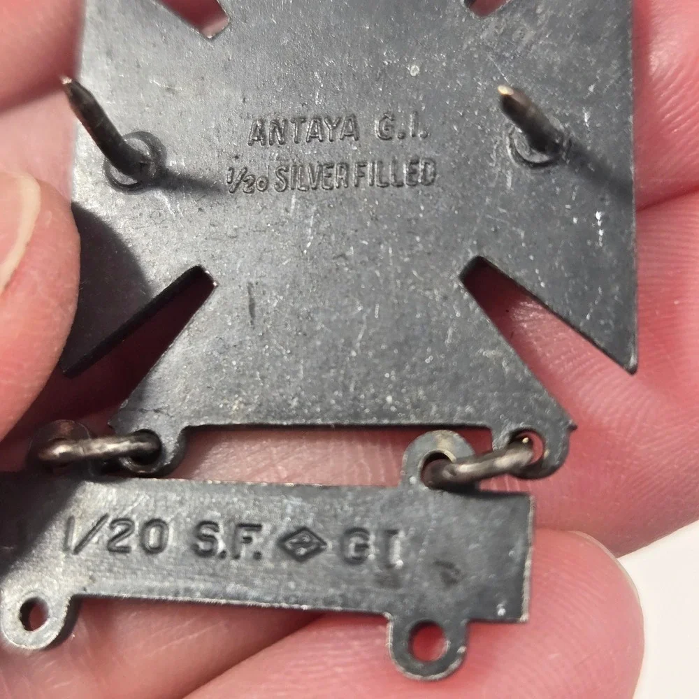 Vintage US Army Sharpshooter Badges Antaya Silver Filled Rifle Auto-Rifle 2pc